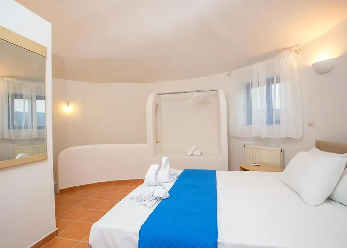 Christina Dream Village Aparthotel 4*